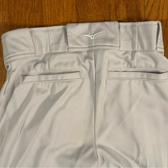 Mizuno SoftBall Pants Gray Women’s Size M - Picture 4 of 6